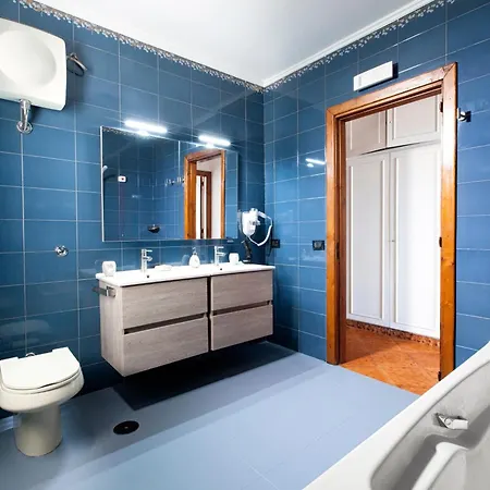 Panoramica In Vista Mare E Vesuvio Guest house *