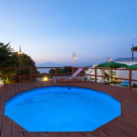 Guest house In Con Jacuzzi Privata E Vista Mare 3*