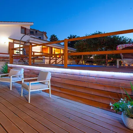 In Con Jacuzzi Privata E Vista Mare 3*