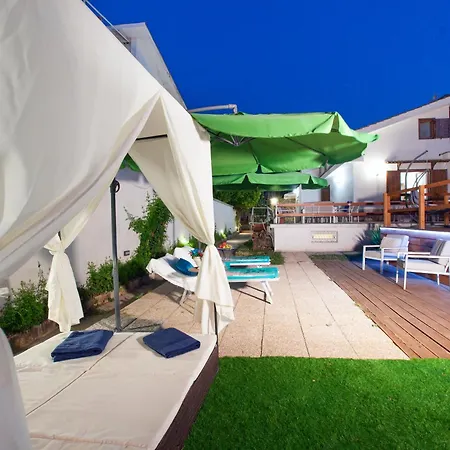 In Con Jacuzzi Privata E Vista Mare Guest house