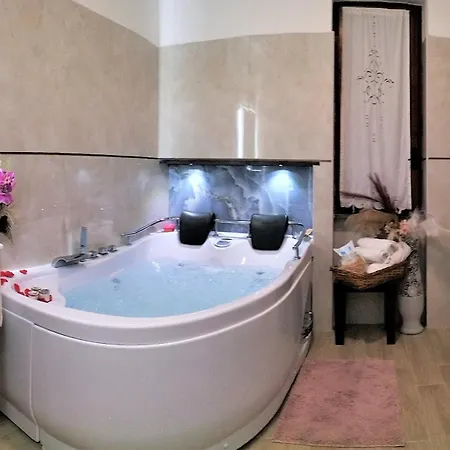 In Con Jacuzzi Privata E Vista Mare Massa Lubrense