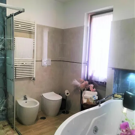 In Con Jacuzzi Privata E Vista Mare Gasthuis